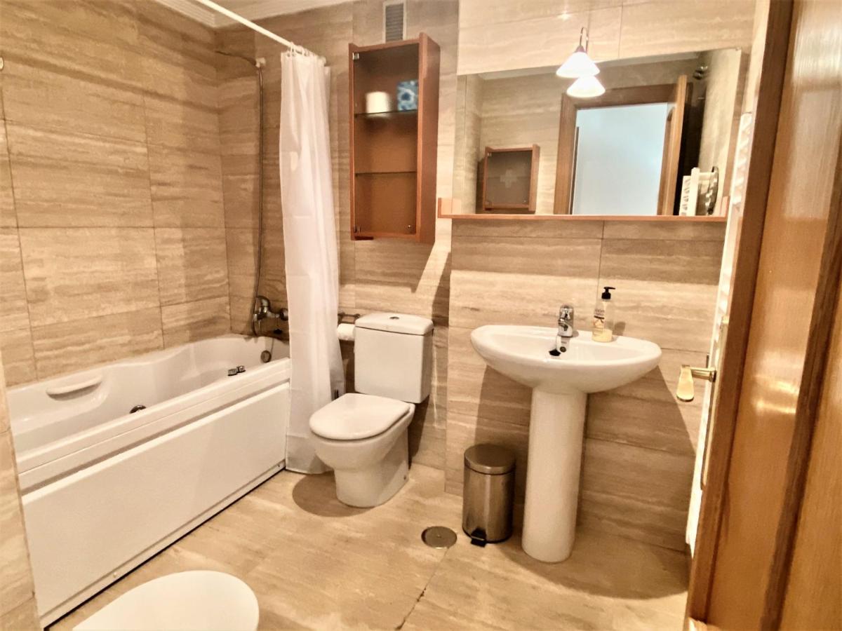 Housingleon - San Marcos Con Garaje Apartment Luaran gambar