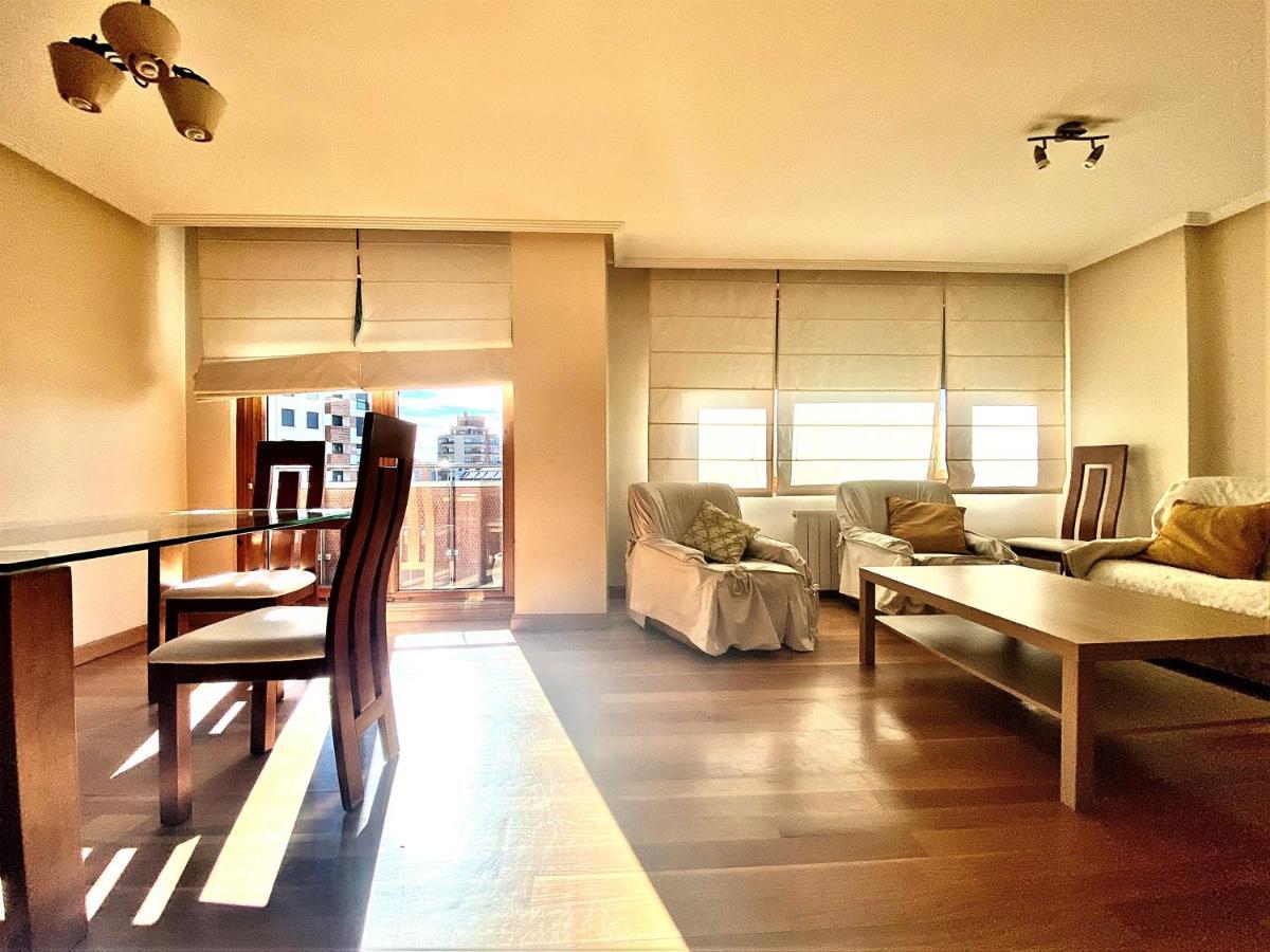 Housingleon - San Marcos Con Garaje Apartment Luaran gambar