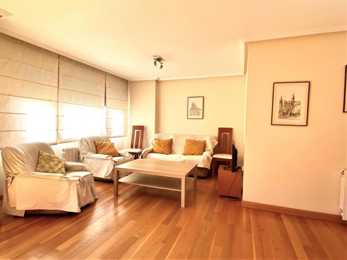 Housingleon - San Marcos Con Garaje Apartment Luaran gambar